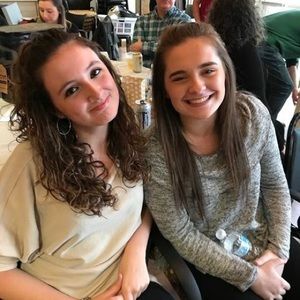 Meet your Posher, Julia